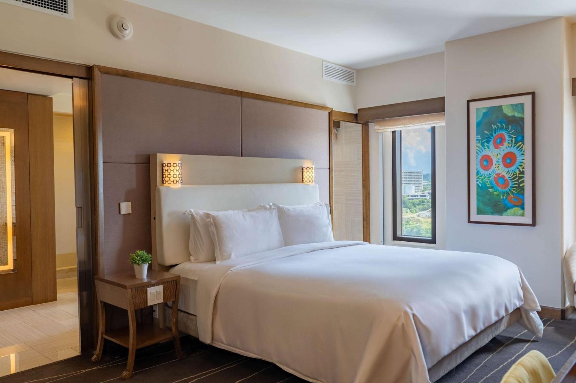 Dusit Thani Guam Resort Tumon Exterior foto
