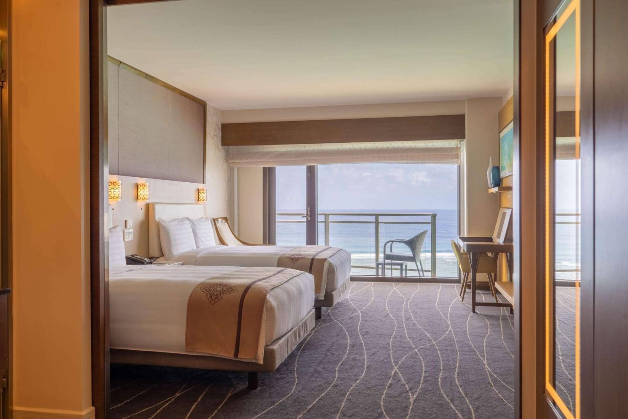 Dusit Thani Guam Resort Tumon Exterior foto