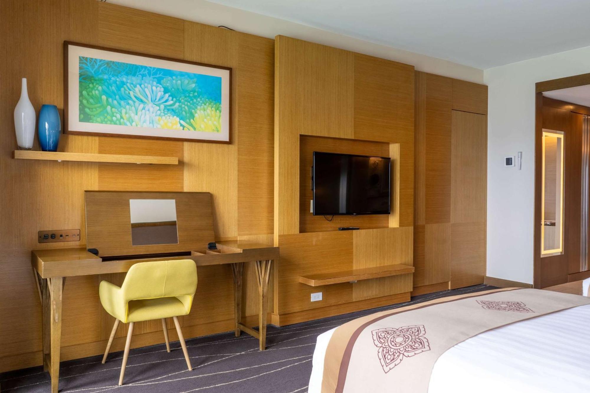 Dusit Thani Guam Resort Tumon Exterior foto